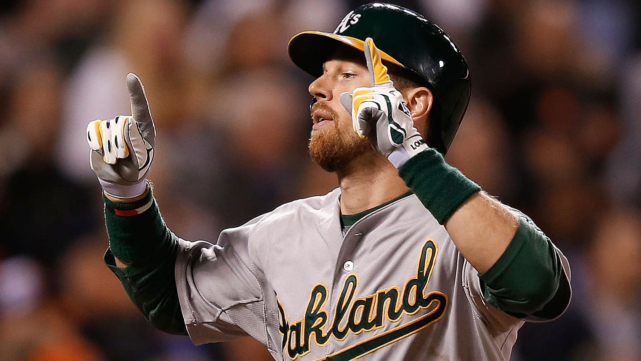 AL-leading Royals strike again, acquire IF/OF Zobrist from A's